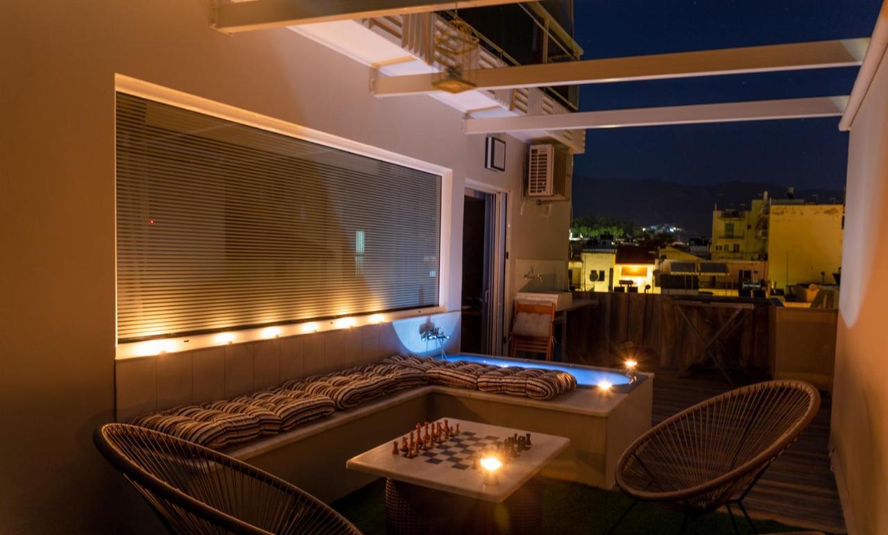 Tiny Central Penthouse, Big Terrace Kalamata Exterior photo