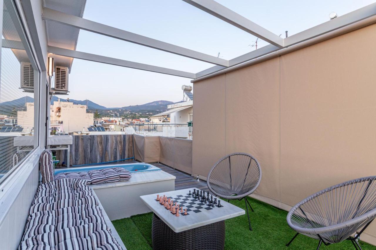 Tiny Central Penthouse, Big Terrace Kalamata Exterior photo